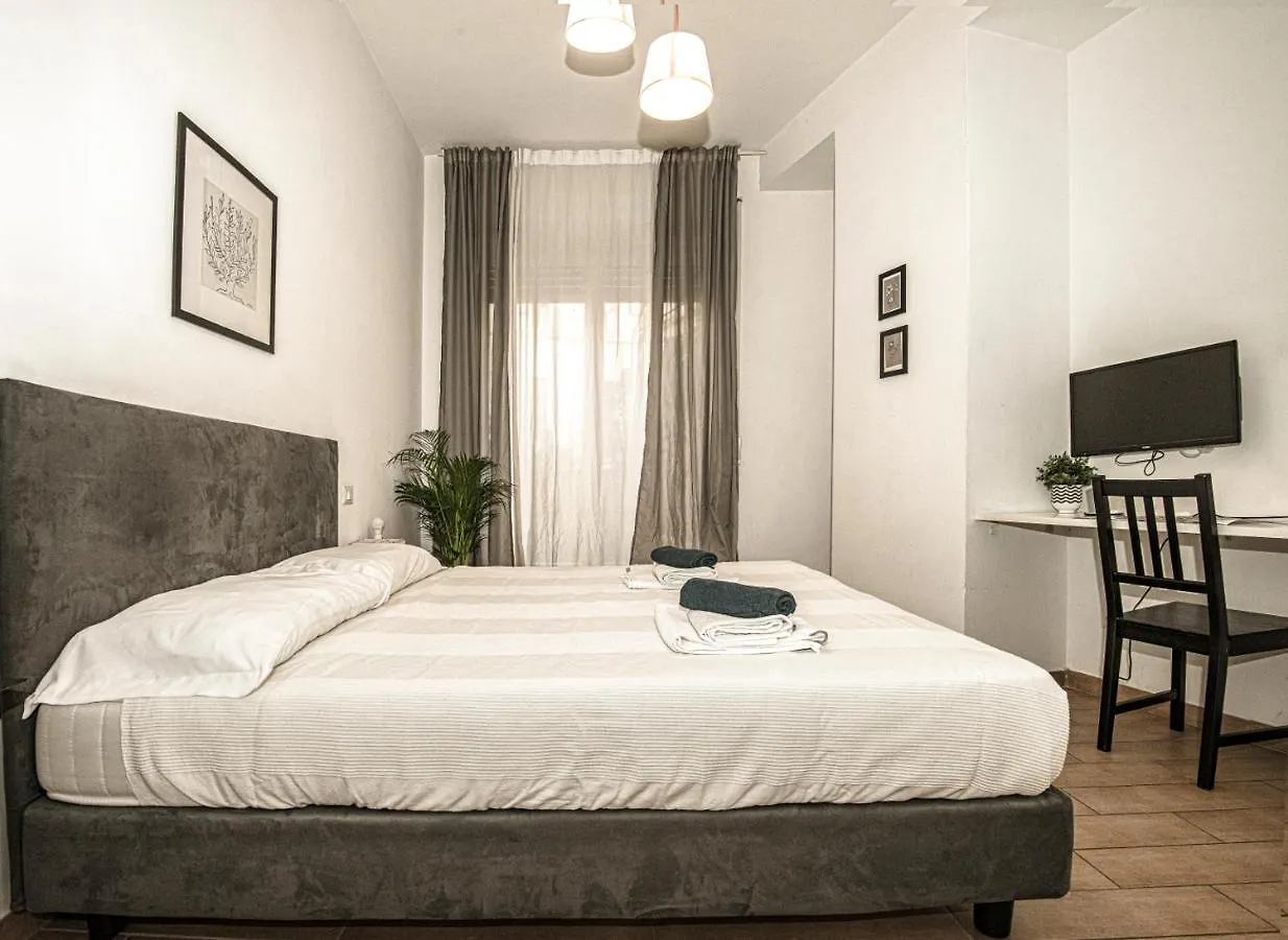 Om2Rome Apartment