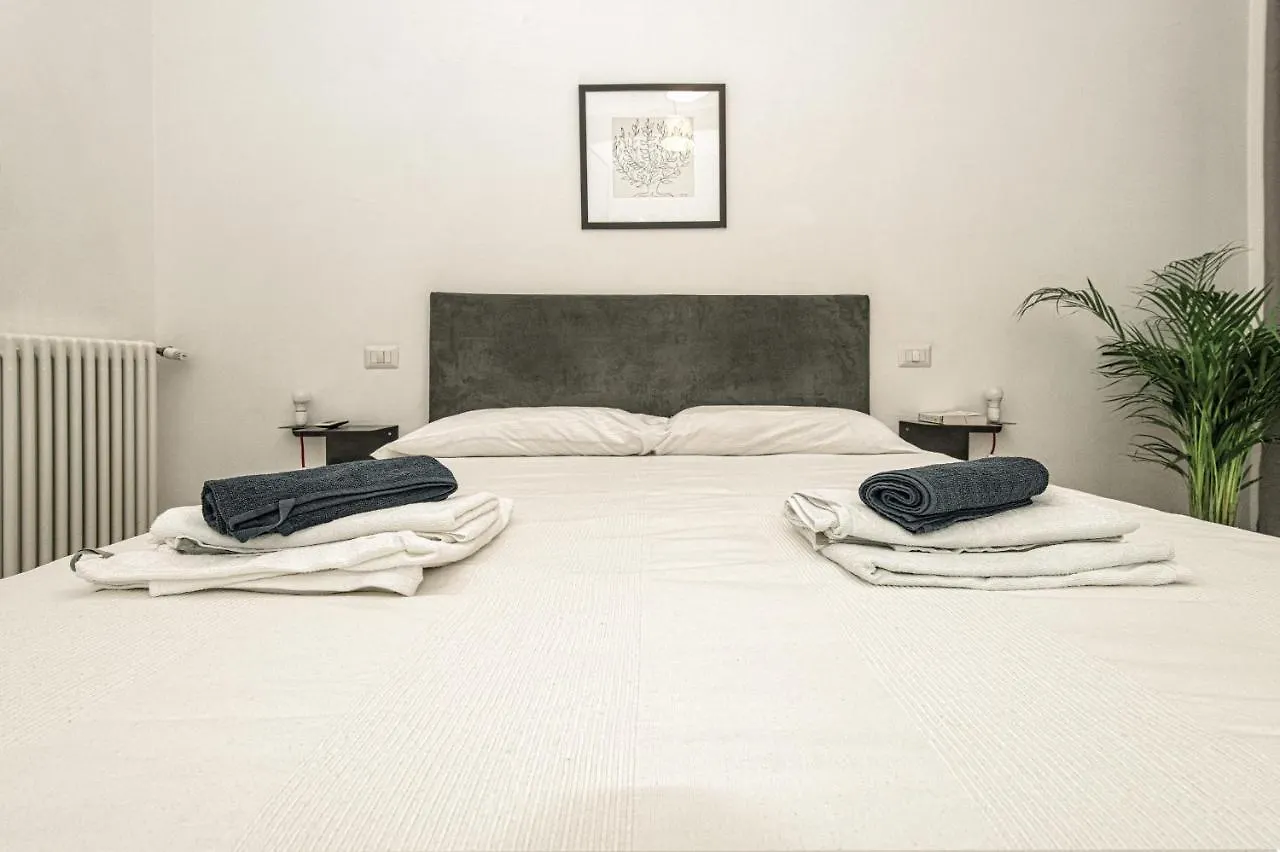 Om2Rome Apartment 0*, Rome Italy