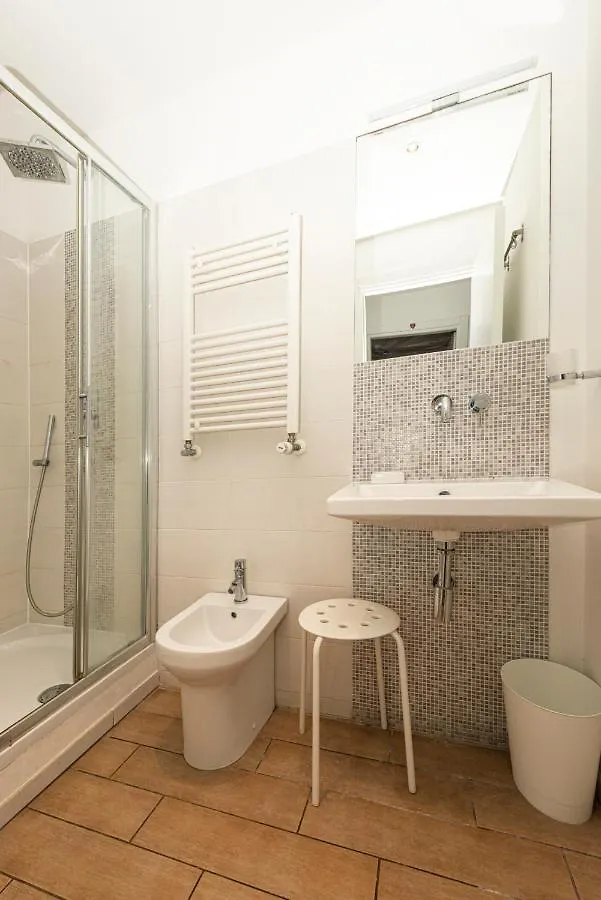 Om2Rome Apartment Italy